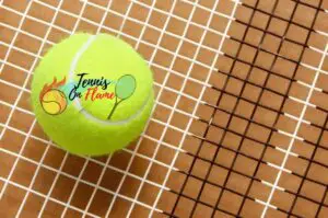 How tight should tennis racket strings be?
