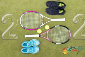 The advantage & disadvantages of having two tennis rackets